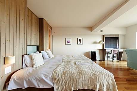 Superior Twin Room with Sea View