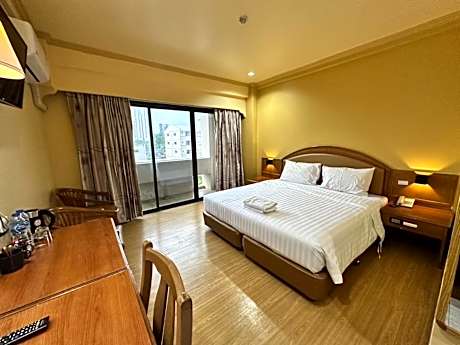 Deluxe Double Room with Balcony