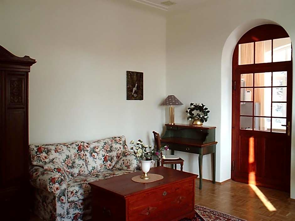 Hotel-Appartement-Villa Ulenburg