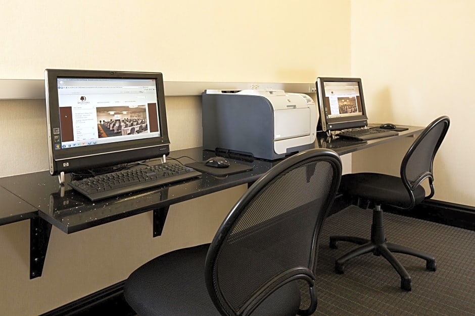 DoubleTree by Hilton Hotel Monroeville – Monroeville, PA