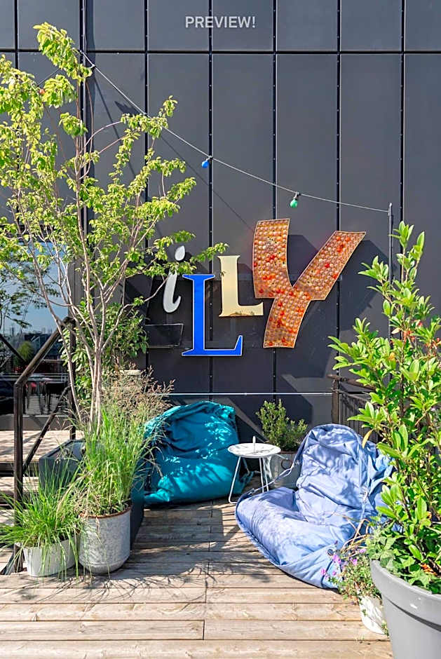 Ruby Lilly Hotel Munich