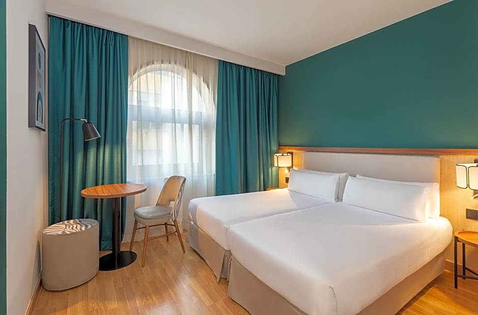 Hotel Elche Centro Affiliated by Meliá