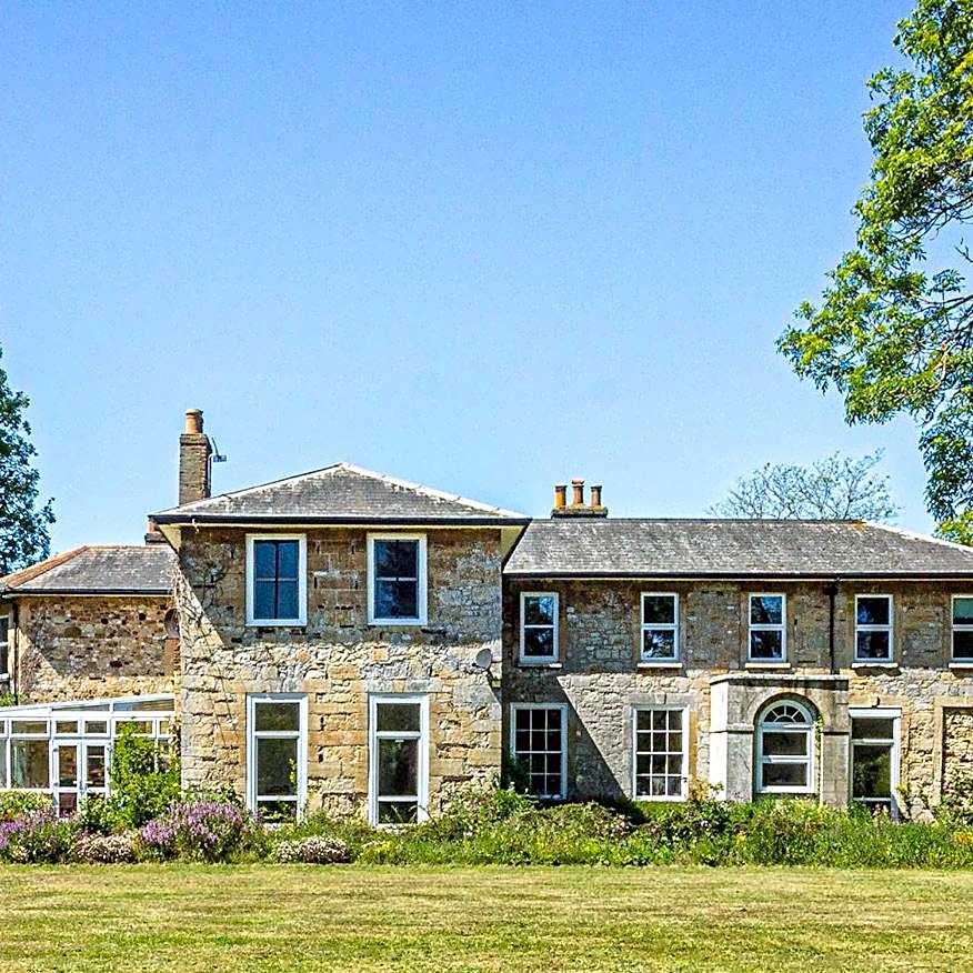 Cosy Wolf Bed & Breakfast