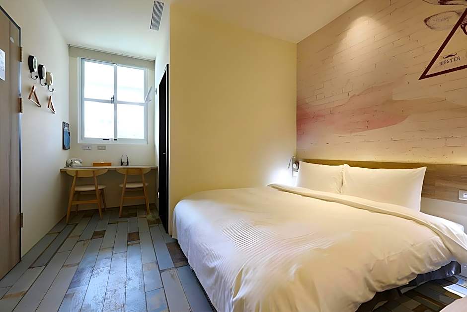 MINI HOTELS (Taichung Station Branch)