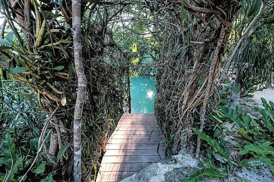 Wakax Hacienda - Cenote & Boutique Hotel