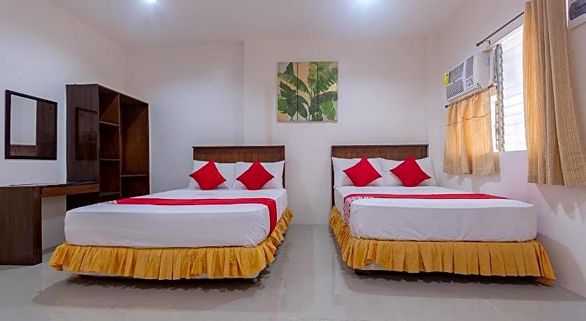 OYO 556 3j's And K Apartment