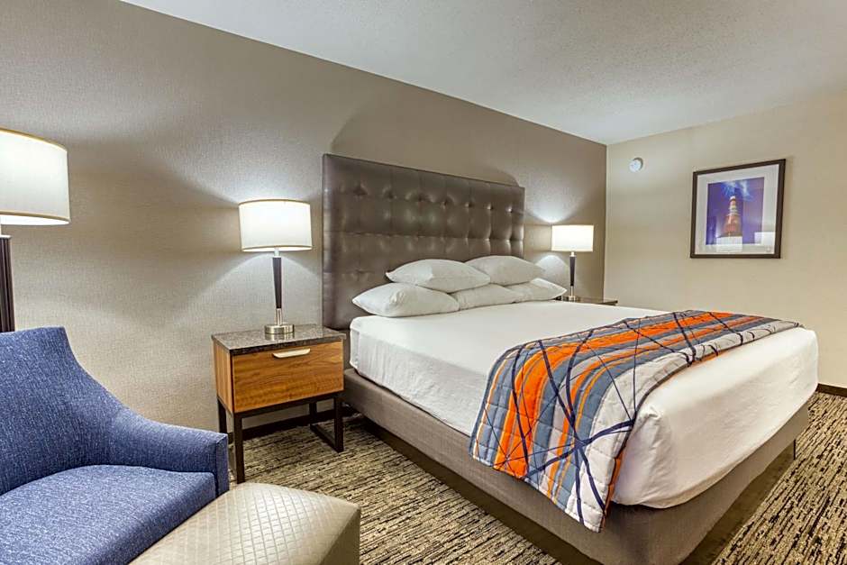 Drury Inn and Suites St Louis Collinsville