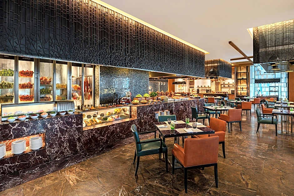 Renaissance by Marriott Bangkok Ratchaprasong Hotel