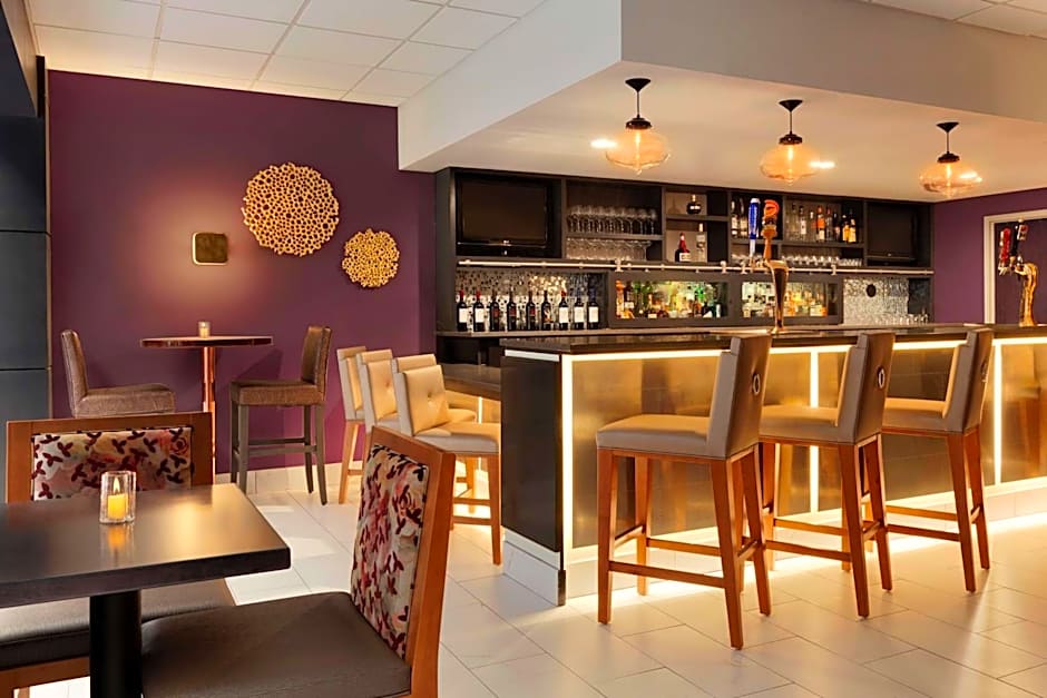 Embassy Suites by Hilton Irvine Orange County Airport