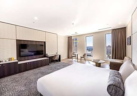 Junior Club King Room