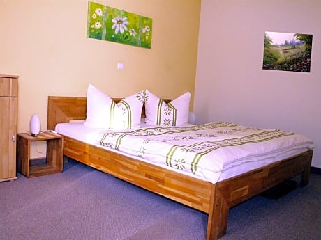 Apartment-Private Bathroom