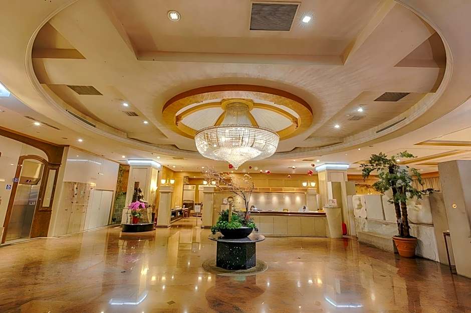 Highness Hotel