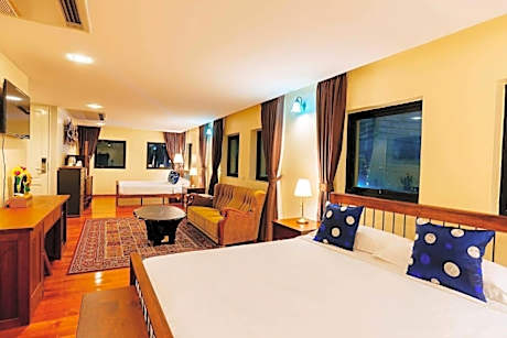 Superior Family Room