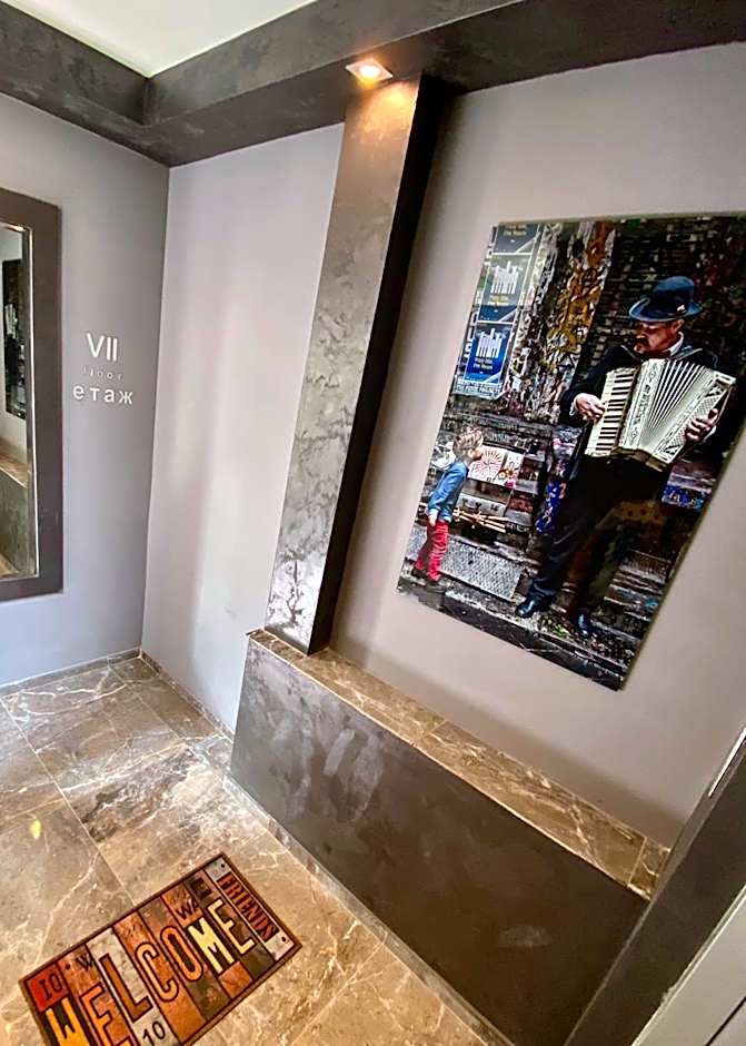 Luxury Apartments Ivon