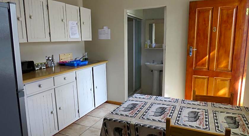 Haus Victoria Self Catering  Cottages – Oudtshoorn, KS