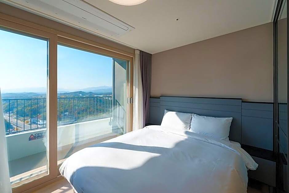 The BlueMark Hotel Sokcho