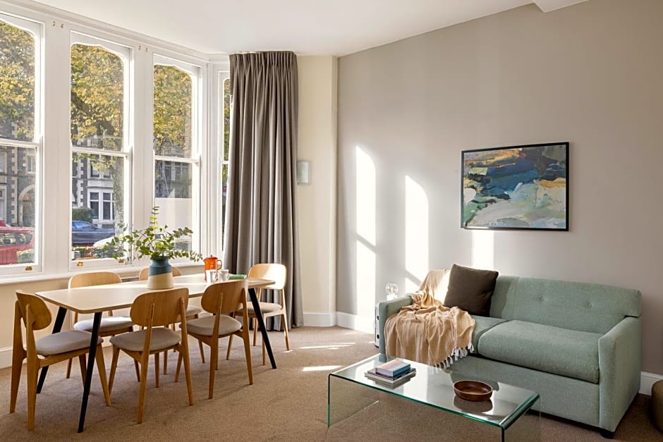 SACO Cardiff Cathedral Road