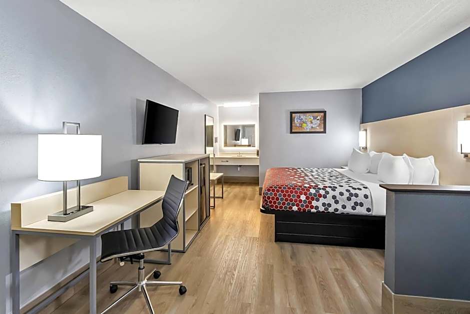 Econo Lodge Inn & Suites Cayce I-26 Airport