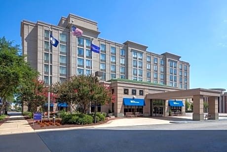 Hilton Garden Inn Virginia Beach Town Center