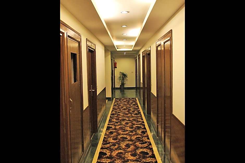 Hotel Forest Avenue - Best Luxury Hotel in Dehradun