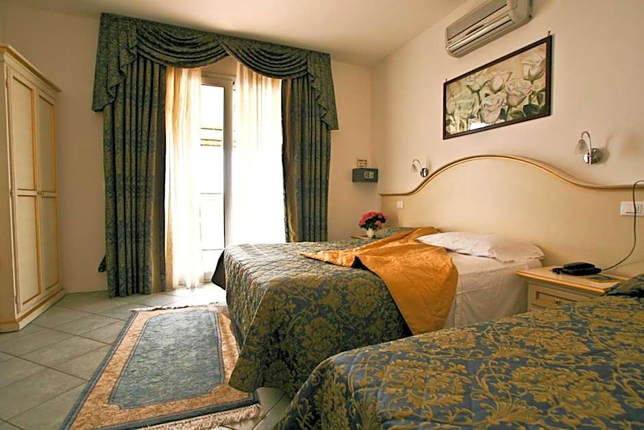 Hotel Elpiro