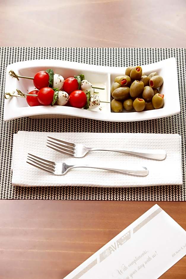 Ava Hotel and Suites