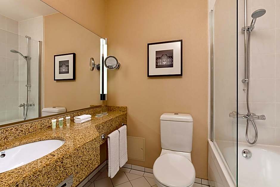 Courtyard by Marriott Duesseldorf Seestern