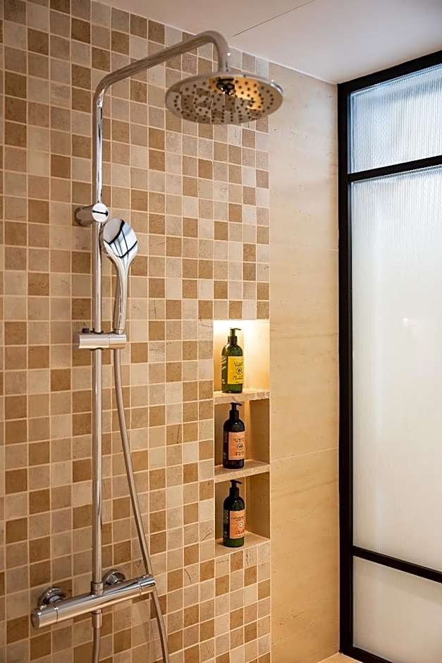 L’OCCITANE Themed Stay