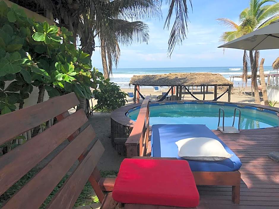 Casa de Las Olas Surf & Beach Club – Acapulco, GA