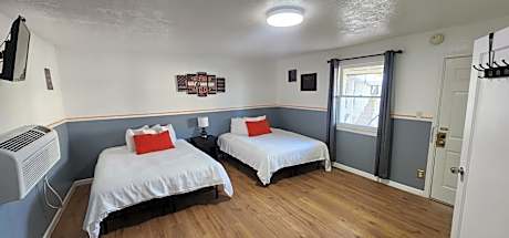 Queen Room with Two Queen Beds