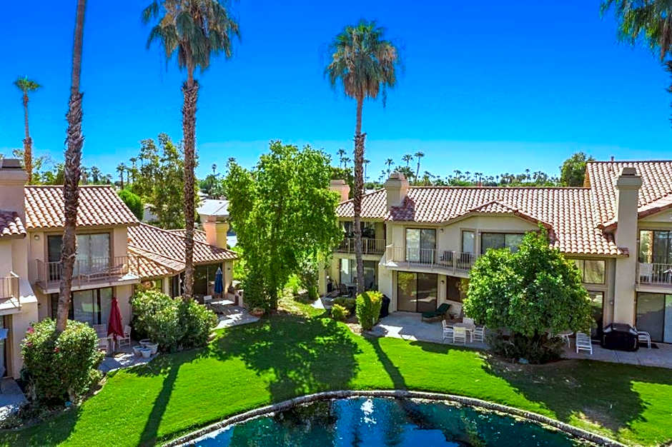 PRESIDENTIAL SUITE MOUNTAIN/LAKE VIEWS w/HEATED POOLS- PGA WEST