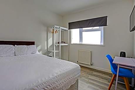 Standard Double Room with Shared Bathroom