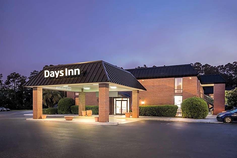 Days Inn by Wyndham Statesboro