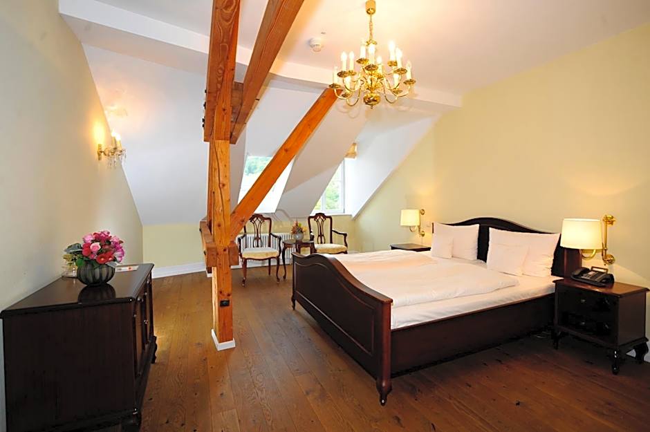 HELIOPARK Bad Hotel Zum Hirsch