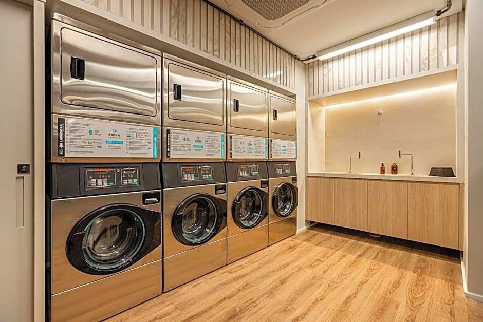 Easy Star - Lindo Studio na m elhor localização do Brooklin!- ZR01H