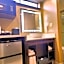La Quinta Inn & Suites by Wyndham San Francisco Airport West