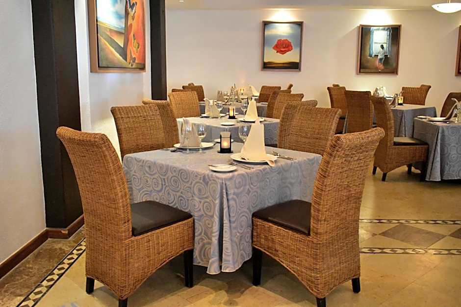 Crown Paradise Golden All Inclusive Adults Only