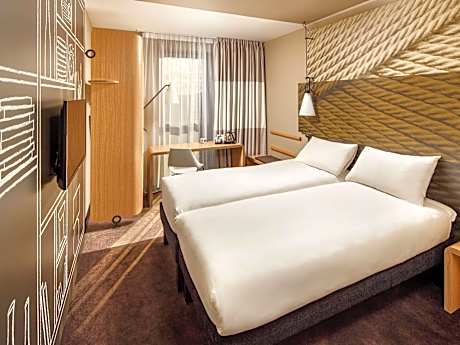 Brand New: Twin SweetRoom by ibis