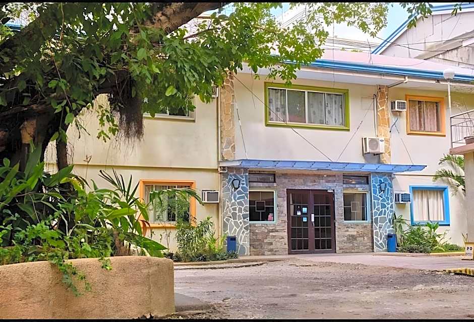 MACTAN AIRPORT HILLTOP HOTEL