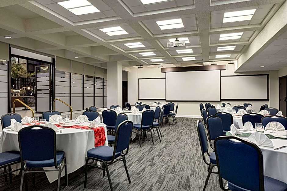 Wyndham Edmonton Hotel and Conference Centre