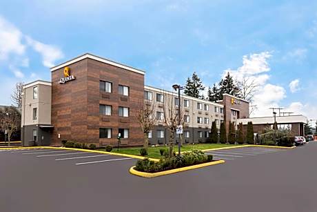 La Quinta Inn & Suites by Wyndham Everett