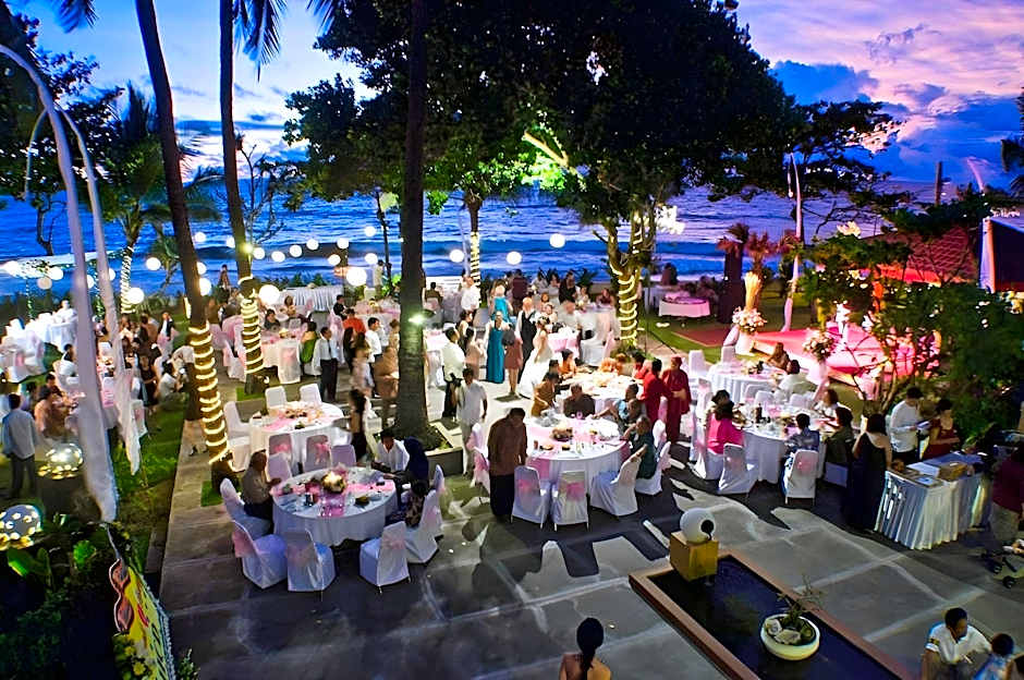 Legong Keraton Beach Hotel