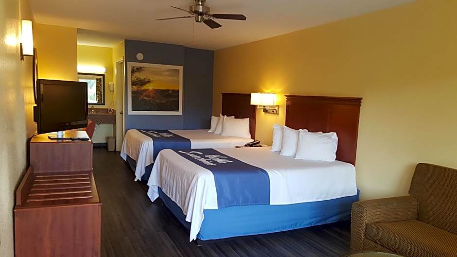 Days Inn by Wyndham Trenton