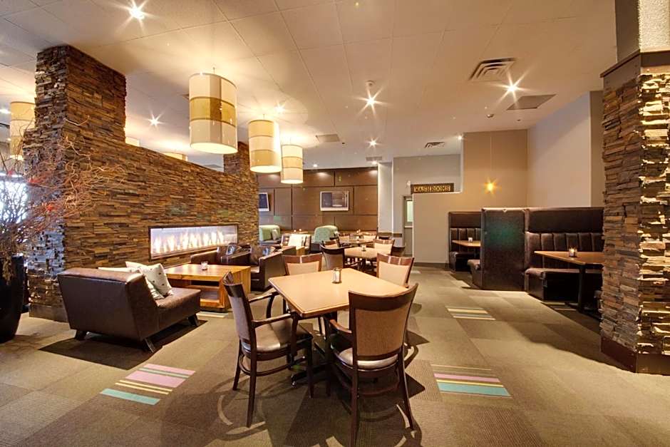 Coast Kamloops Hotel & Conference Centre