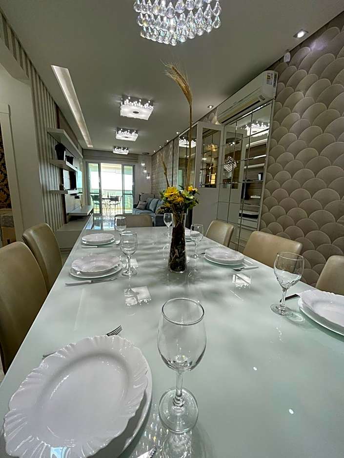 Cód 21- Apartamento com vista frente mar!