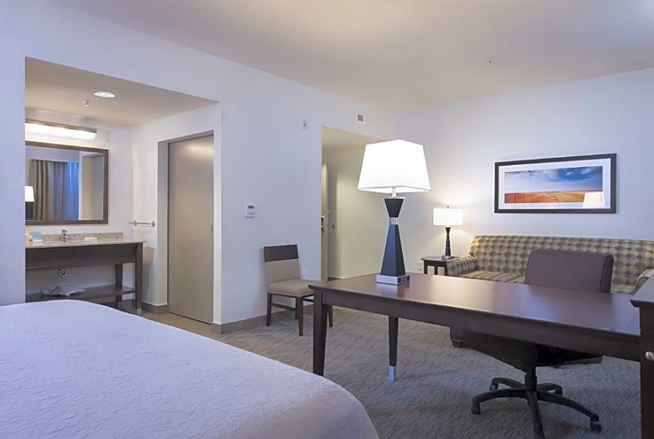 Hampton Inn & Suites by Hilton Airdrie