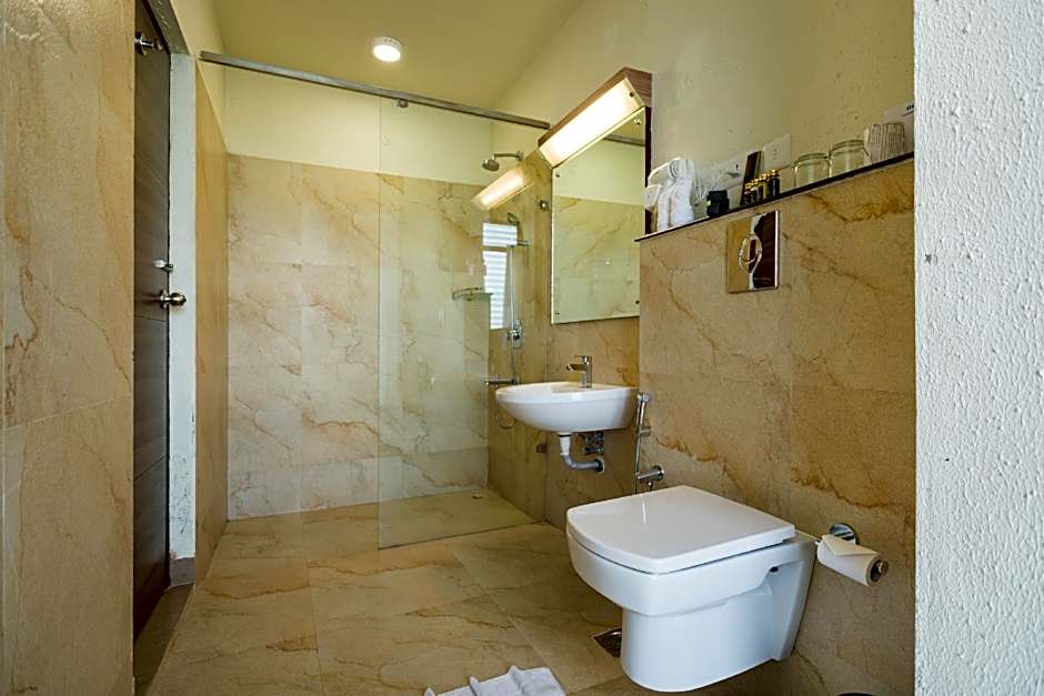 The Mountain Courtyard