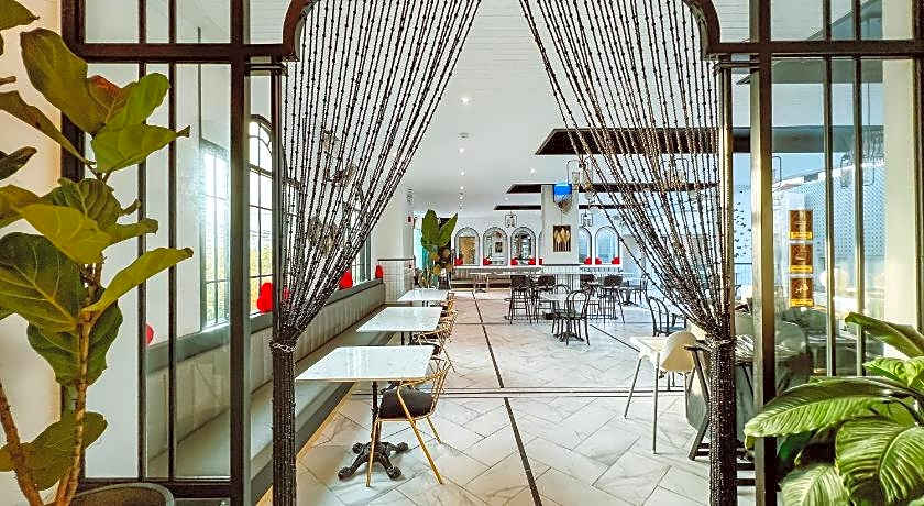 Ratri Hotel Phuket Old Town