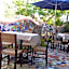 Paradise Hotel Boutique & Lounge