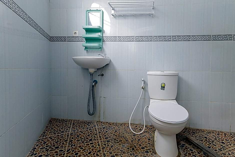 RedDoorz @ Villa Puncak Tidar